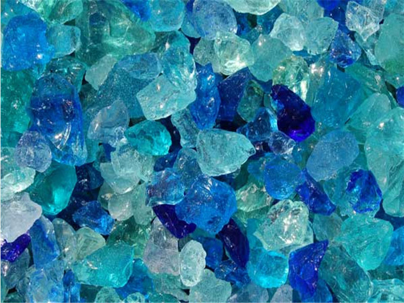 Decorative on sale glass rocks